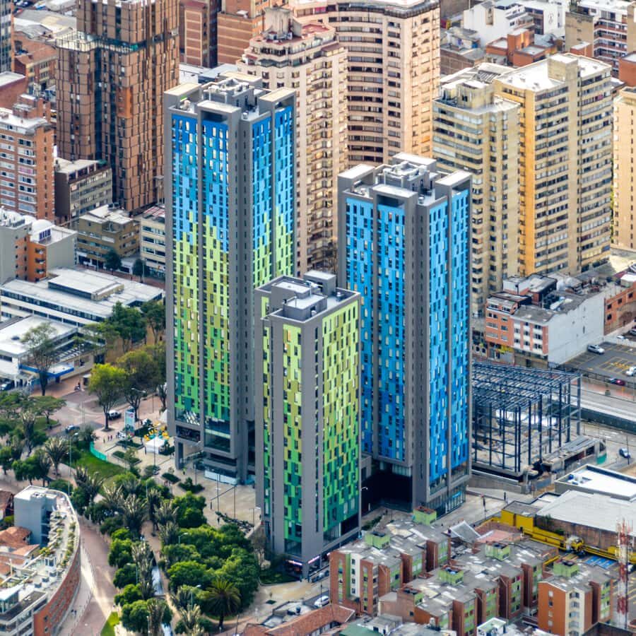 7-hour City Tour of Historic Bogotá with Monserrate - Guide quality: the difference between seeing and understanding
