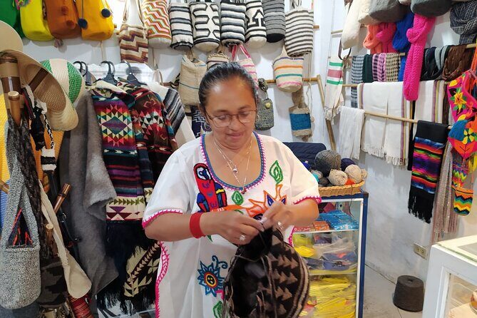 Ancestral Bag Workshop Bogotá Cultural Hands-On Tour - Small group size and an English-led tour