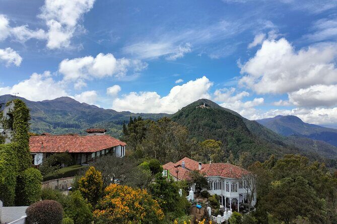 Birdwatching at Monserrate Bogotá 4H - Value Check: What You’re Paying for (and What You’re Not)