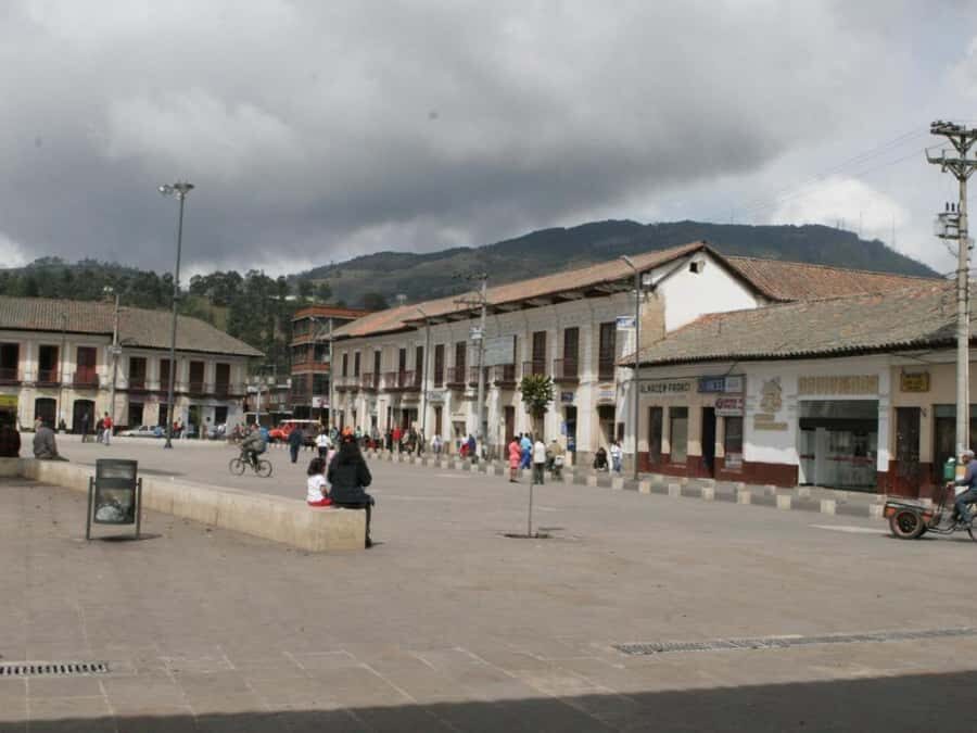 BOGOTA: Ancestral Exploration, Tour Facatativá, Piedras del Tunjo and Zipacón - Zipacón’s calm cobblestones: guided strolling and countryside views