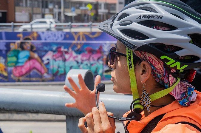 Bogotá Bike Tour with street art - La Macarena finish: architecture, urban growth, and the city’s layers