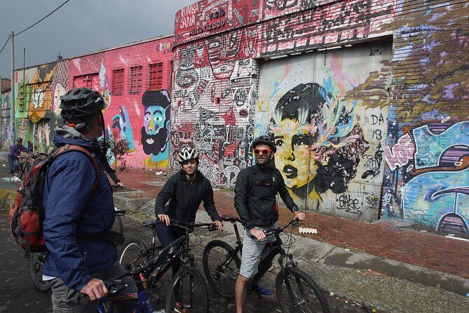 Bogotá Bike Tour - The ride style: mostly flat, with stops that shape the timing
