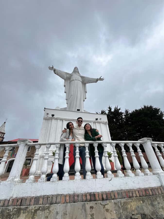 BOGOTA: City Tour, Monserrate, Gold Museum, Botero Museum, Plaza Bolívar - Street art in the historic area: color on the stone