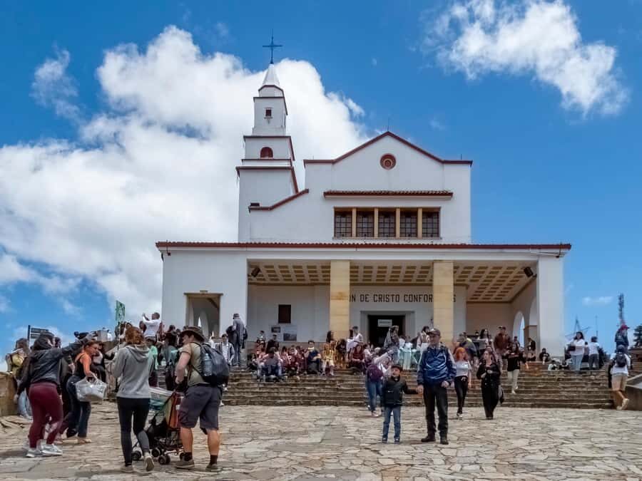 Bogotá: City Tour, Monserrate, Gold Museum, Plaza de Bolivar - Key things that make this Bogotá day work