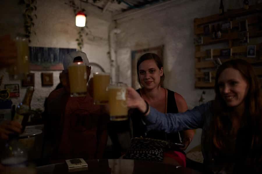 Bogotá: Craft Beer Tour with Tasting - Tapazo warm-up and your first sip near CRANKY CROC
