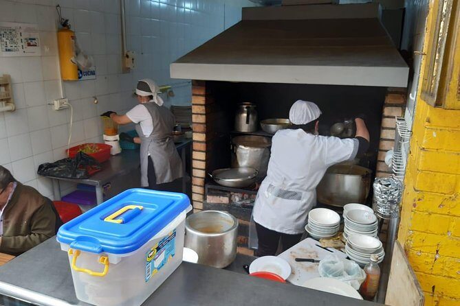 Bogotá: Discover Local Breakfast Traditions & Tastings - How the walking portion helps the food make sense