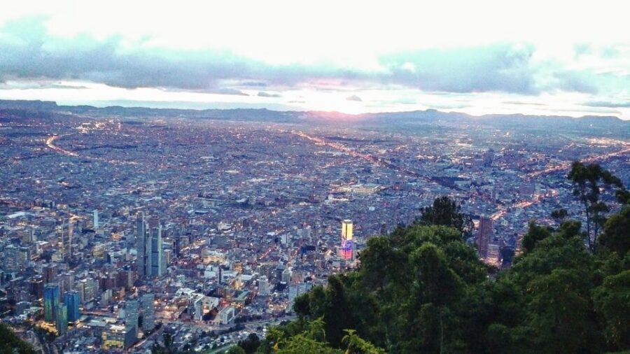 Bogota: Downtown City and Monserrate Hill Private Tour - What the guide dynamic adds (José, Boris, and the calm flow)