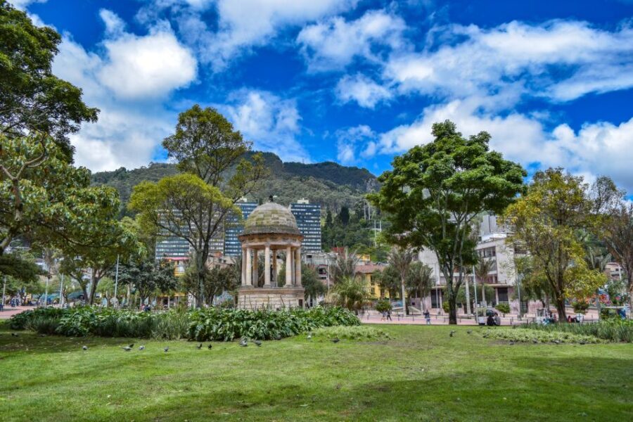 Bogota: Downtown City and Monserrate Hill Private Tour - Who should book this tour, and who should skip it