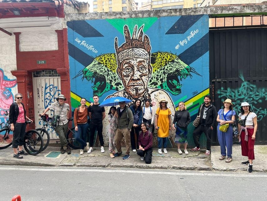 Bogotá: Graffiti Tour el mejor recorrido de arte urbano - Price and value: $13 for a story you can’t get from a photo