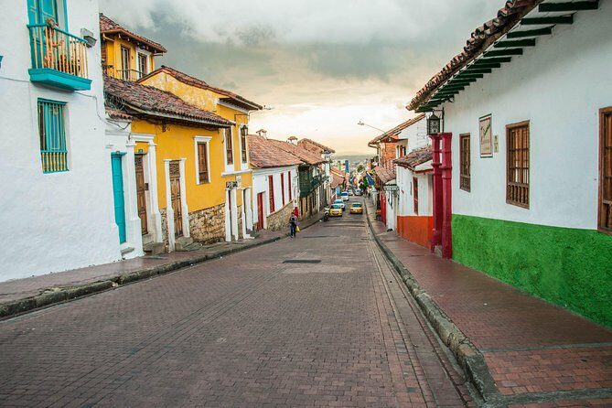 Bogotá Layover: Private 4-6 Hour Flexible City Tour - Why a Bogotá layover tour feels different from a bus circuit
