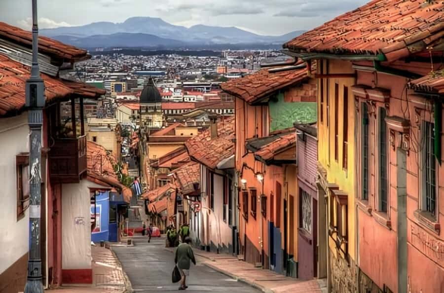 Bogota : Must-See Sites Walking Tour With a Guide - Chorro de Quevedo Square: The Best First Chapter