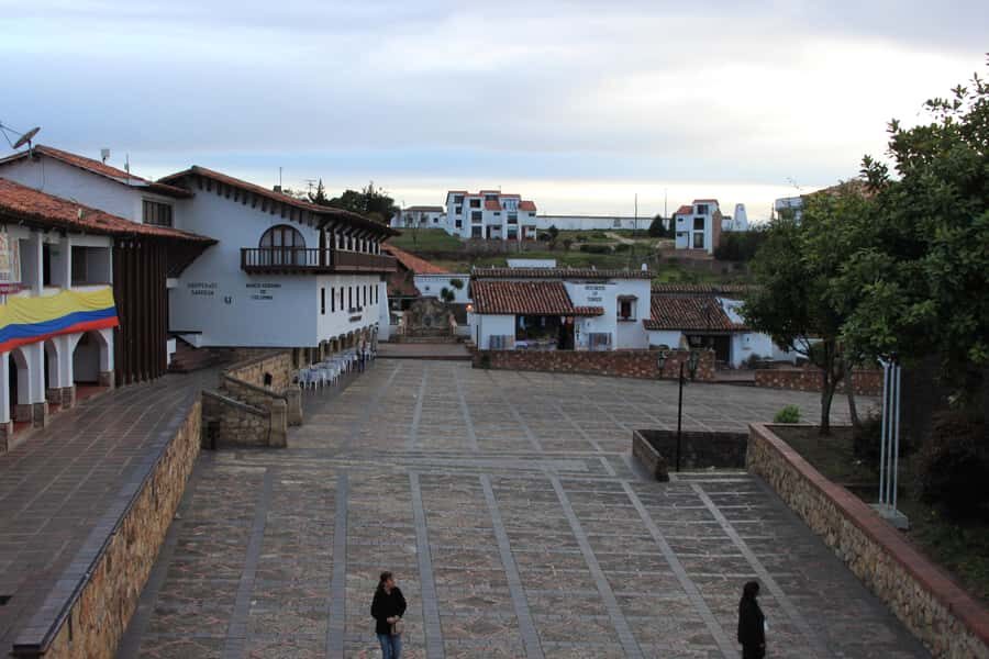 Bogotá: Salt Cathedral & Lake Guatavitá Tour with Lunch - Key Things That Make This Tour Worth Your Time