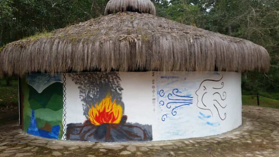 Bogotá: Salt Cathedral & Lake Guatavitá Tour with Lunch - Tomine Reservoir and Tominé Dam Views: Mountain-Air Bonus Time
