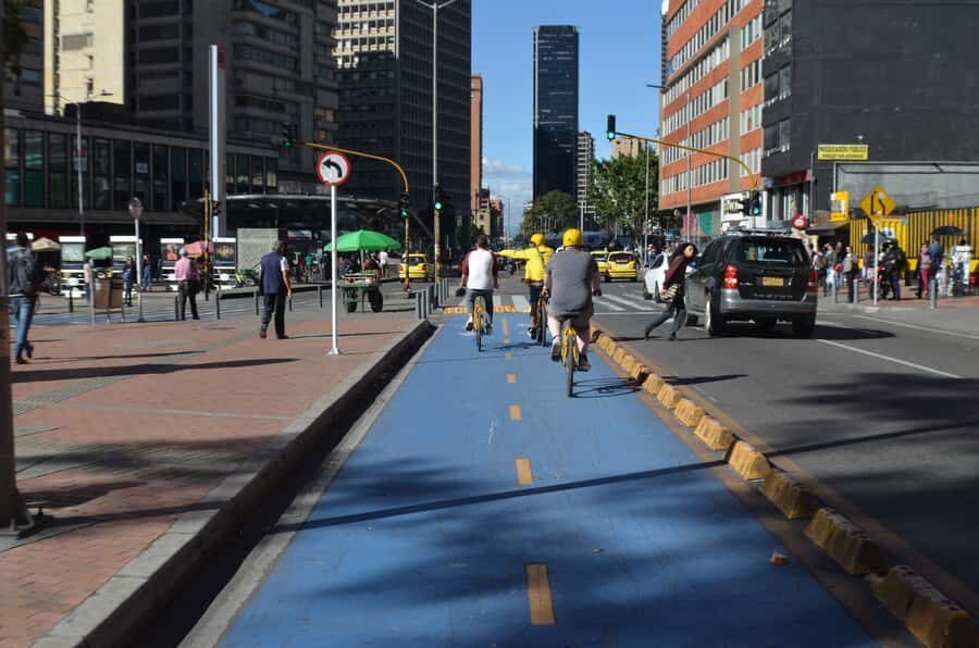 Bogotá: Shared Bike Tour - The coffee tasting stop that closes the loop