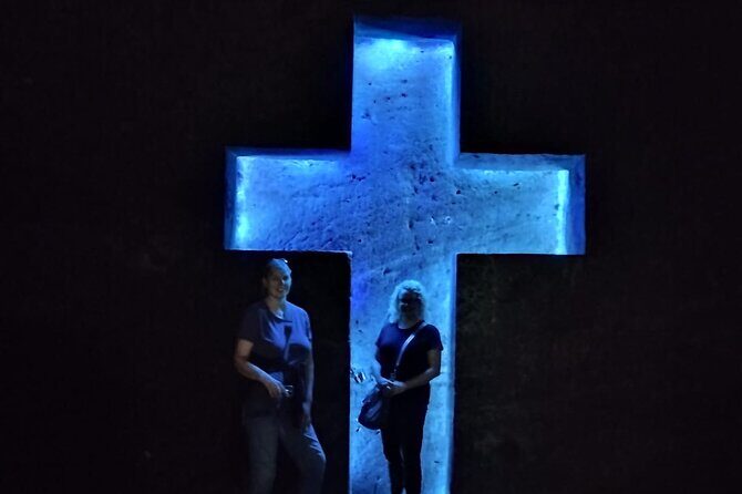 Bogota: Small Group Tour Zipaquira Salt Cathedral with Pickup - Drivers and coordinators: why the small group makes the difference