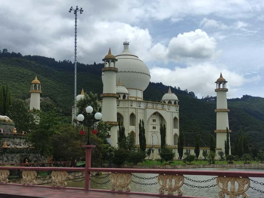 BOGOTA: Tour of Jaime Duque Park, Zoo, and Aerospace Museum - How a Jaime Duque Park day fits a Bogotá schedule