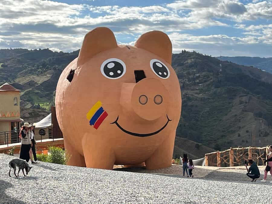 BOGOTA: Tour of Villa de Leyva, Ráquira, Pozos Azules, and Puente de Boyacá - Price and value: what $225 per person buys you