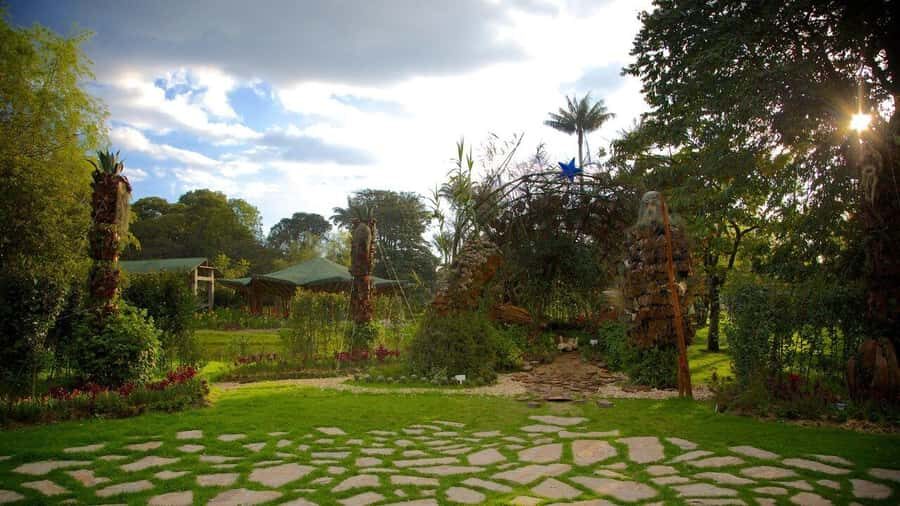 BOGOTA: Visit to the Botanical Garden and Ugly Betty's House - Why this combo of gardens and telenovela works in Bogotá