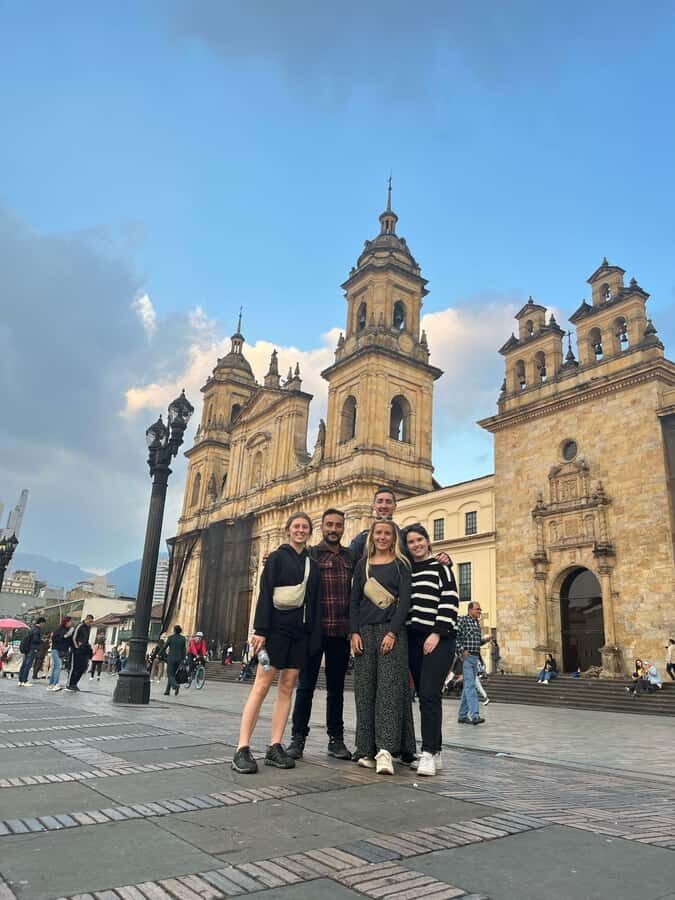 Candelaria Unveiled: Cool-tural Heritage Walking Tour - Start at Monumento a Policarpa Salavarrieta, then head to La Concordia Market