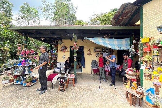 Coffee Lands Birdwatching (transport + guiding + lunch) - Lunch Logistics: Vegetarian Only, No Bottled Water
