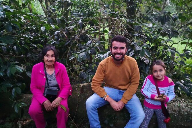 Coffee Tour from Coffee Growers to Your Cup - Food and coffee included: breakfast, lunch, plus coffee and/or tea