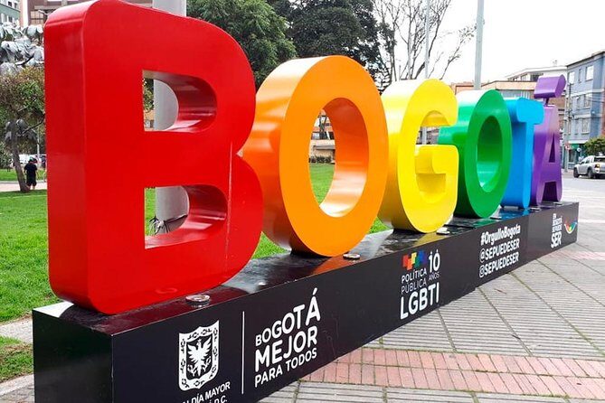 Cruise Bogota gay district - Meeting point to Theatron: find the start fast, and don’t stress the walk