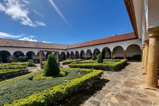 Discover Villa de Leyva, a colonial and historic town and enjoy the vineyard. - Arrival in Villa de Leyva: Cobblestones, Plaza Mayor, and Two Big Historic Landmarks