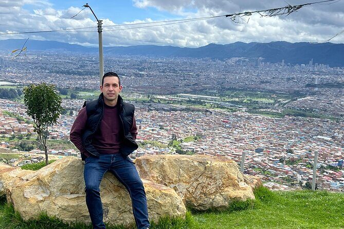 El Paraíso Favela and Cable Car Bogotá Tour - Food and Community: Snacks, Plus a Worthwhile Reason to Say Yes