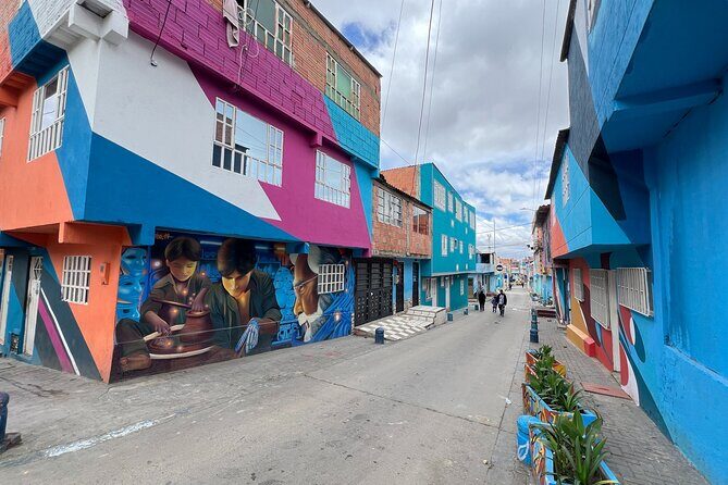 El Paraíso Favela and Cable Car Bogotá Tour - TransMiCable Tunal and the Metrocable Ride: Your Best Views, Plus Real Explanations