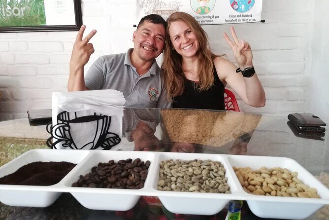 Exclusive Coffee Experience:Tour from Bogotá - Guides and language: bilingual inside the hacienda, English optional on the drive