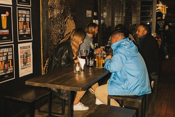Friday Night Bar Crawl in Bogotá, Colombia - Disco Jaguar: Old-School Dancing and a Free Cover