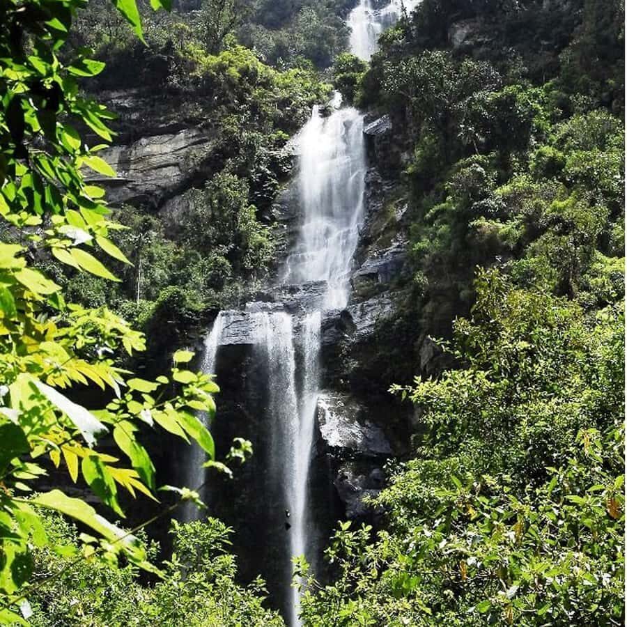 From Bogota: La Chorrera Waterfall Guided Hike - A fast escape from Bogotá to Choachí