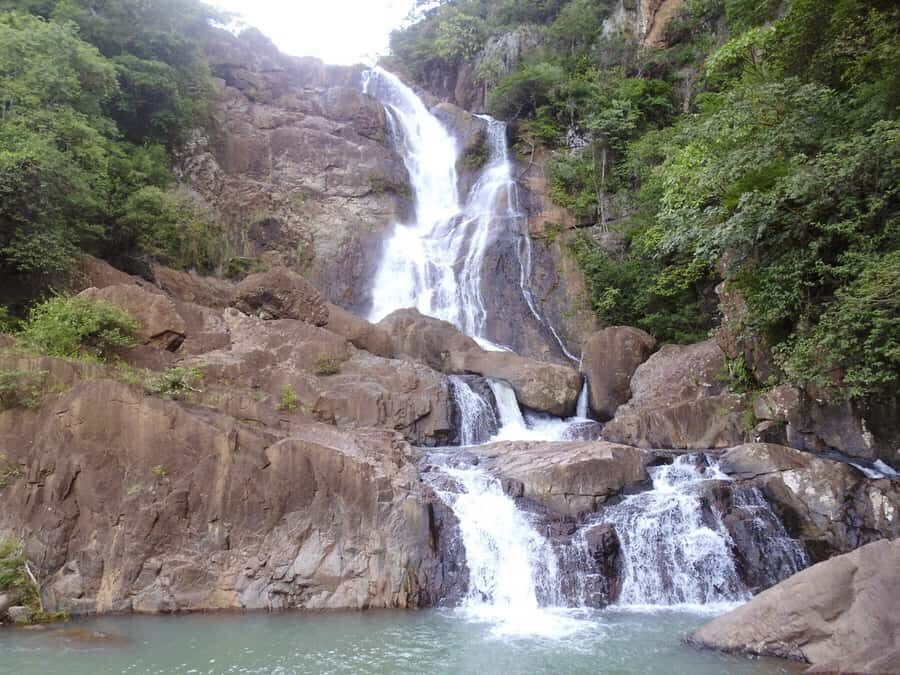 From Bogotá: Tour to the Waterfall of La Chorrera - Choachí stop: guided context before you hit the waterfalls