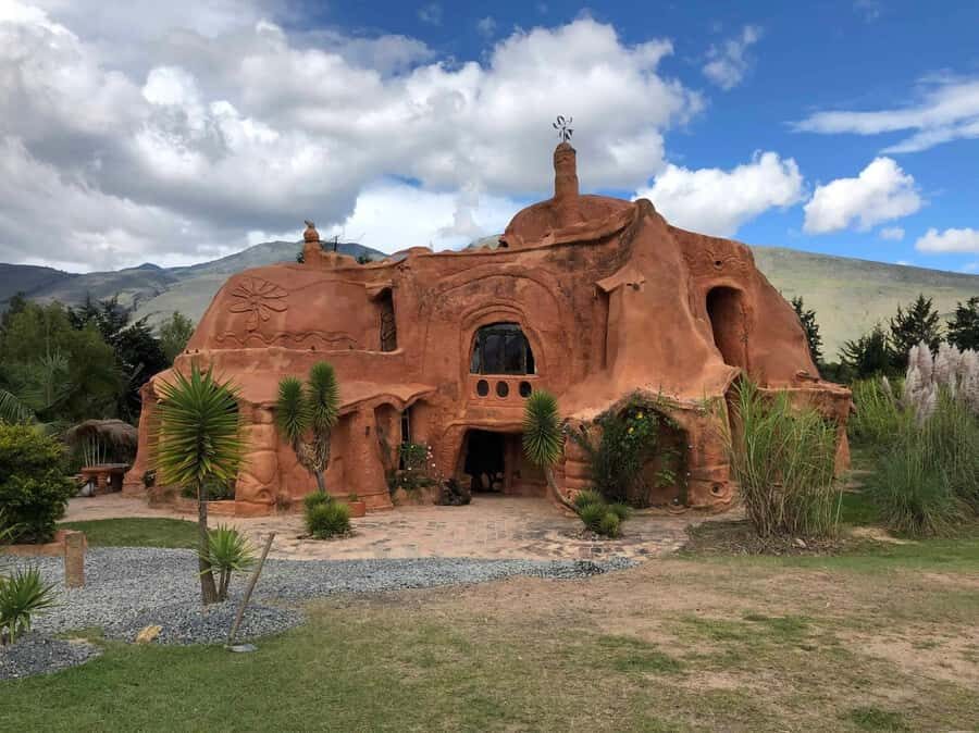 From Bogotá: Tour to Villa de Leyva, Ráquira, Casa Terracota, and Pozos Azules - Price and Logistics: is $200 a fair deal for 10 hours?