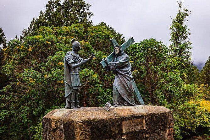 Full Day in Private Bogotá: Monserrate, Candelaria and Museums - Candelaria and the historic center: seeing Bogotá at walking speed