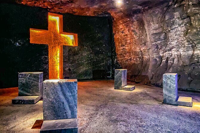 Gastronomic Zipaquira and salt cathedral (group tour) - Getting picked up in Bogotá: two easy meet points
