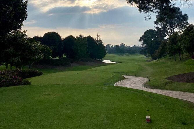 Golf Day at the Best Golf Course in Colombia. Private Tour (8Hrs.) - How the Course Booking Works in Real Life