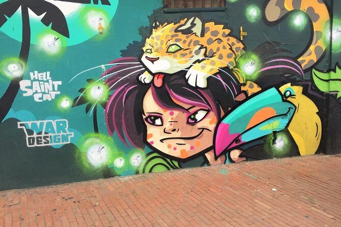 Graffiti Bogotá Private Walking Tour Express(3 Hrs.) - Logistics that matter on a walking tour day