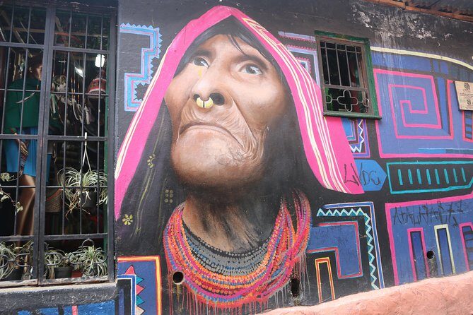 Graffiti Tour in La Candelaria Bogotá - Stop 1: Barrio La Candelaria and the mural legacy you might miss