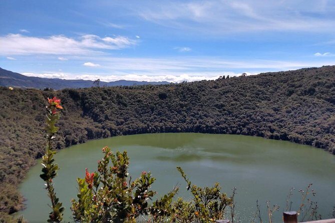 Guatavita Lake & Salt Cathedral Tour. - Catedral de Sal (Salt Cathedral): The Audio Guide Makes It Easier