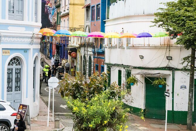 La Candelaria Private Tour Bogotá + Local Lunch + 2 Museums (6 Hrs.) - Local Lunch Included: Fuel That Doesn’t Hijack Your Schedule