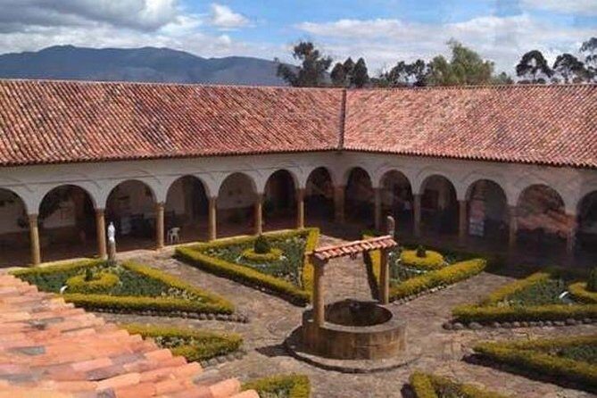 Landscapes & culture: Villa de Leyva from Bogotá - Stop 3: Casa Terracota—big clay architecture that you can’t fake