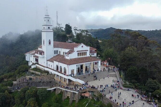 One Perfect Day in Bogotá: Private Tour of Must-See Highlights - A Private 7½ Hours That Turns Bogotá Into a Story