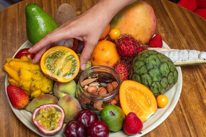 PALOQUEMAO MARKET FOOD TOUR. EXOTIC FRUIT. LOCAL SNACKS. /Min 2 pax - Meeting at Avenida Ciudad de Lima: A Simple Start in the Right Place
