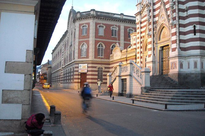 Photography in Bogotá Private Tour. (6 Hrs.) - Lunch timing that doesn’t break your photo flow