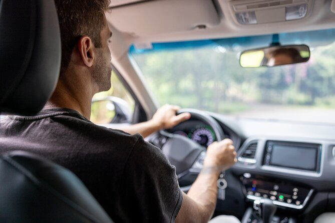 Private Arrival or Departure Transfer: El Dorado Airport - Luggage help and a real pickup: what to expect once you find the car