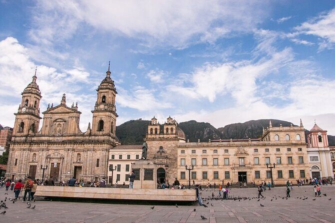 Private Bogotá Tour: Candelaria, Gold Museum, Optional Monserrate - Botero Museum and Chorro de Quevedo: art with a sense of place