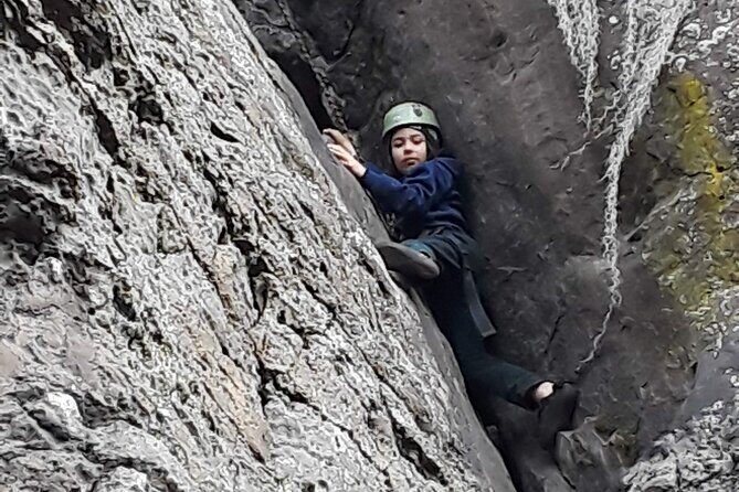 Private Half-day Rock Climbing Experience in the Suesca Rocks - Choosing your climbing time: 2, 4, 6, or 8 hours