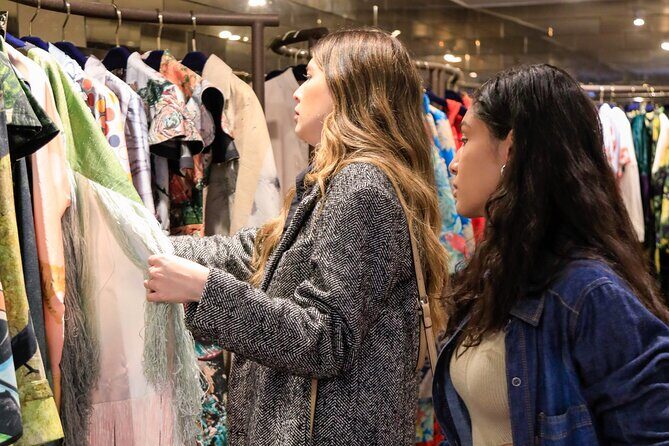 Private Shopping Session in the Fashion District of Bogota - Centro Comercial Andino: where the route gets its second layer