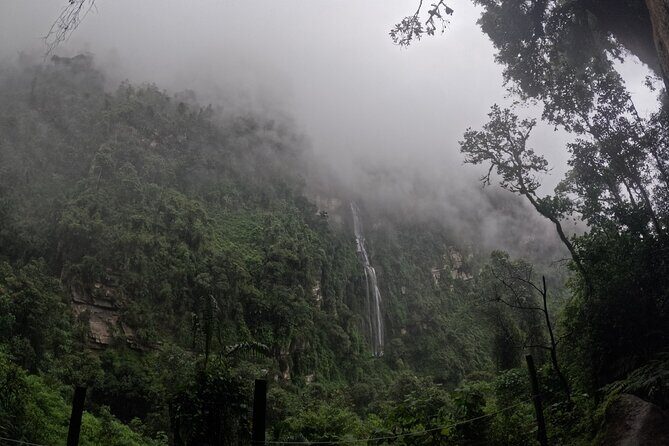 Private tour: La Chorrera highest waterfall in Colombia - Comfort, Fitness, and Gear: Getting the Most From the Slippery Parts